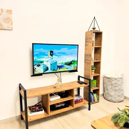 Apartment Renovated 2026 - Klar Few Steps From The